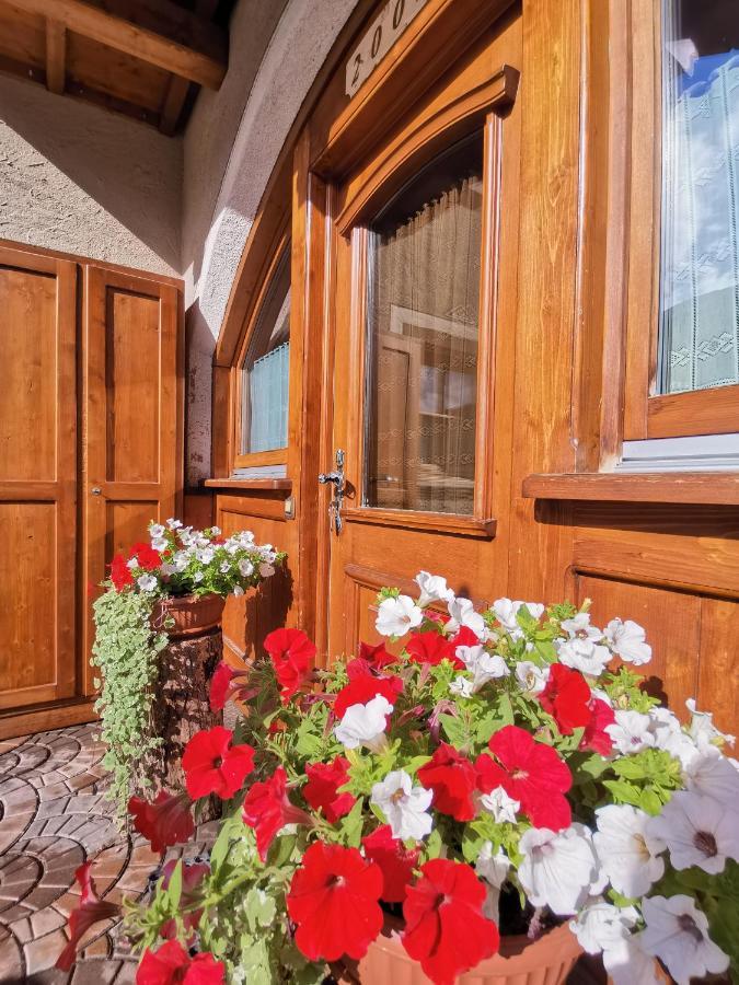 Snowflake Apartment Ливиньо Екстериор снимка